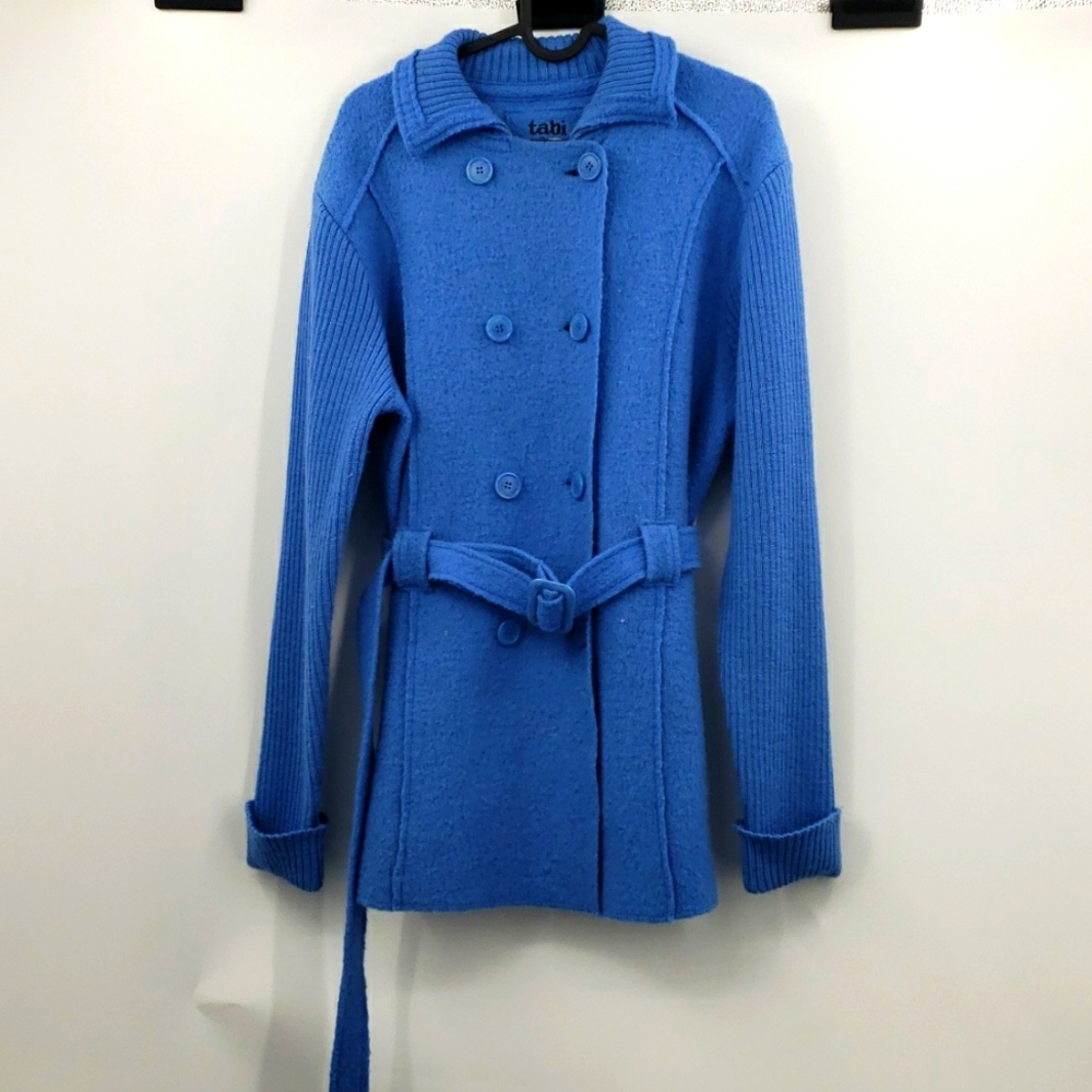 Tabi 100% new pure wool blue with belt buttons sweater size large